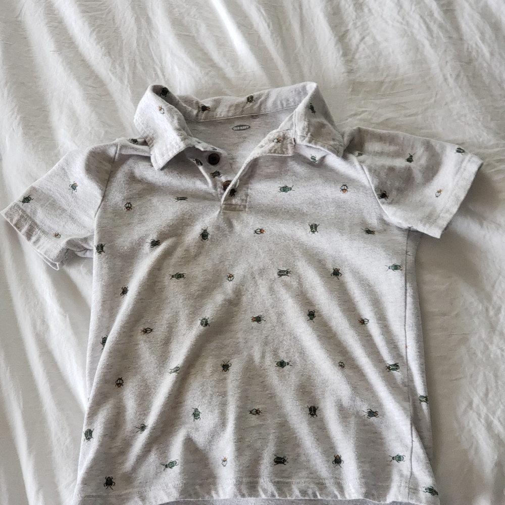 Old navy boys 5t shirt